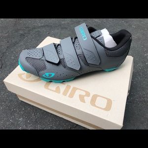 Giro Cycling Shoes size 9. New in box, never worn.